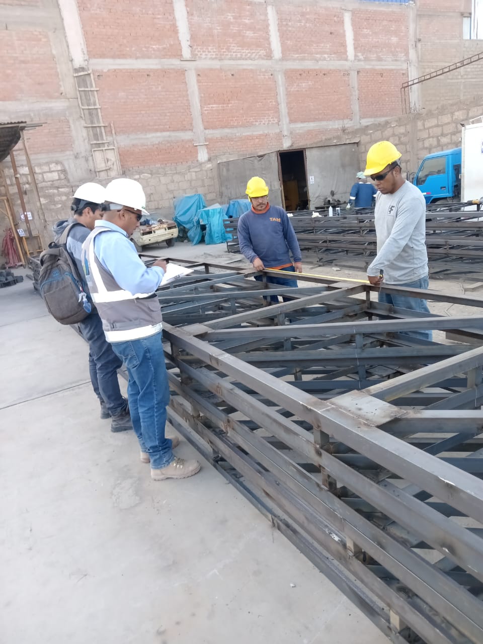 FABRICACIÓN Y MONTAJE DE ESTRUCTURA METALICA
