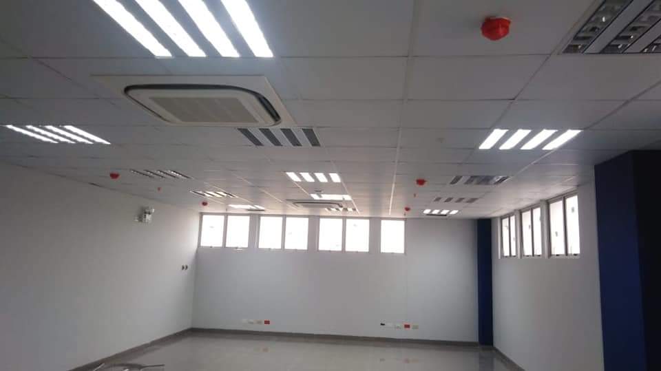 Técnico ductero de aire acondicionado